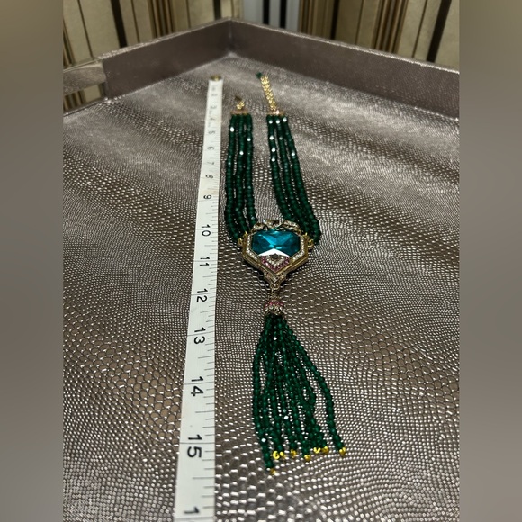 Green beaded statement necklace - Picture 9 of 9